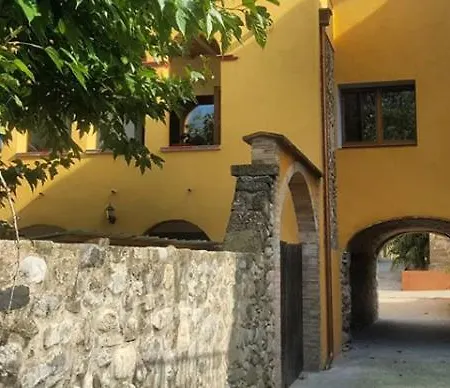 Ca Lesperrucat Acogedora Casa De Pueblo Tranquila Y Bien Comunicada Argelaguer