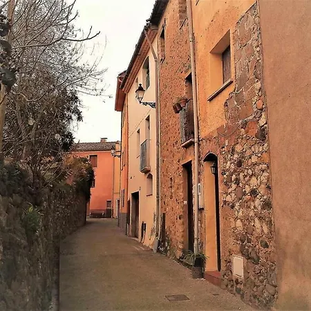 Ca Lesperrucat Acogedora Casa De Pueblo Tranquila Y Bien Comunicada Сasa de vacaciones